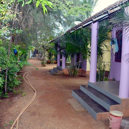 Kenchas Beach Resort Gokarna  Bagian luar foto