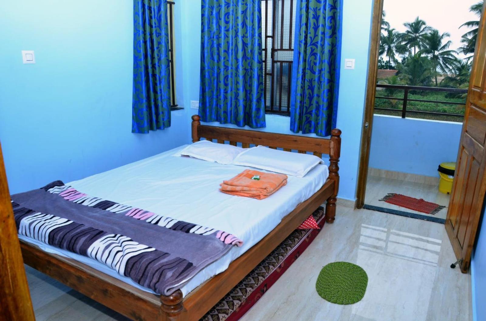 Kenchas Beach Resort Gokarna  Bagian luar foto