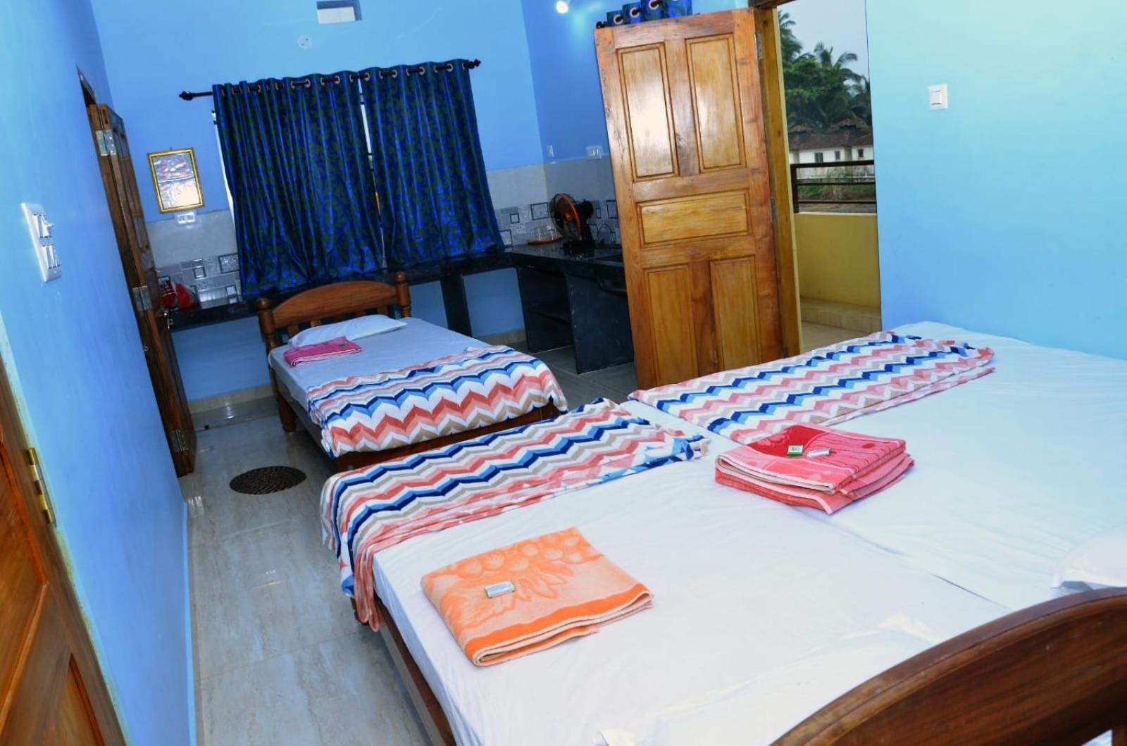 Kenchas Beach Resort Gokarna  Bagian luar foto